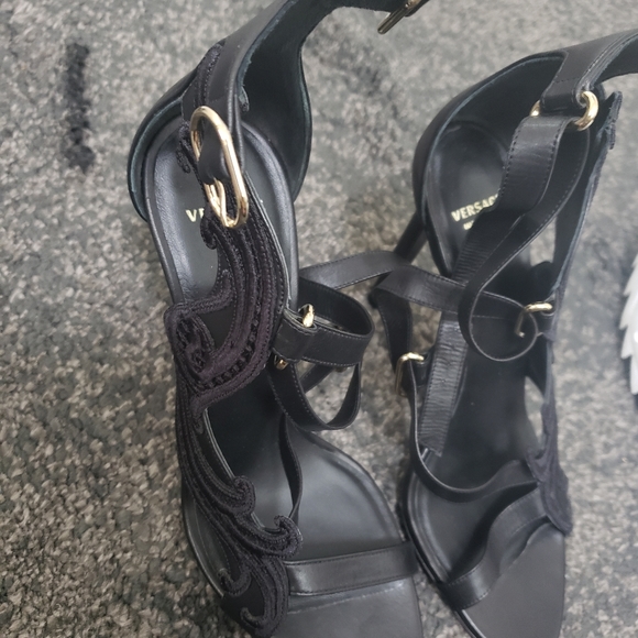 Versace Heels - Picture 2 of 3